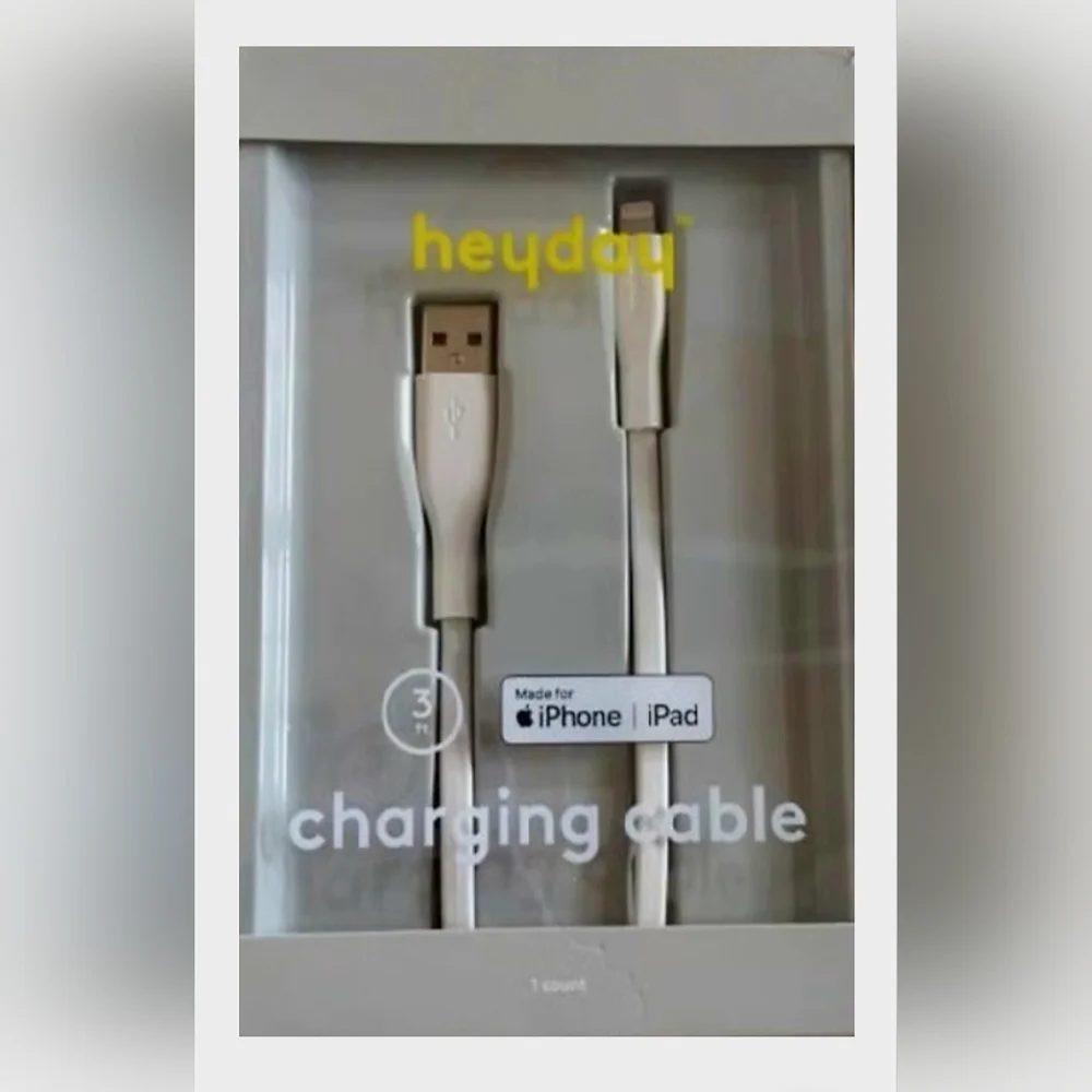 HeyDay 3' Lightning to Aux Cable